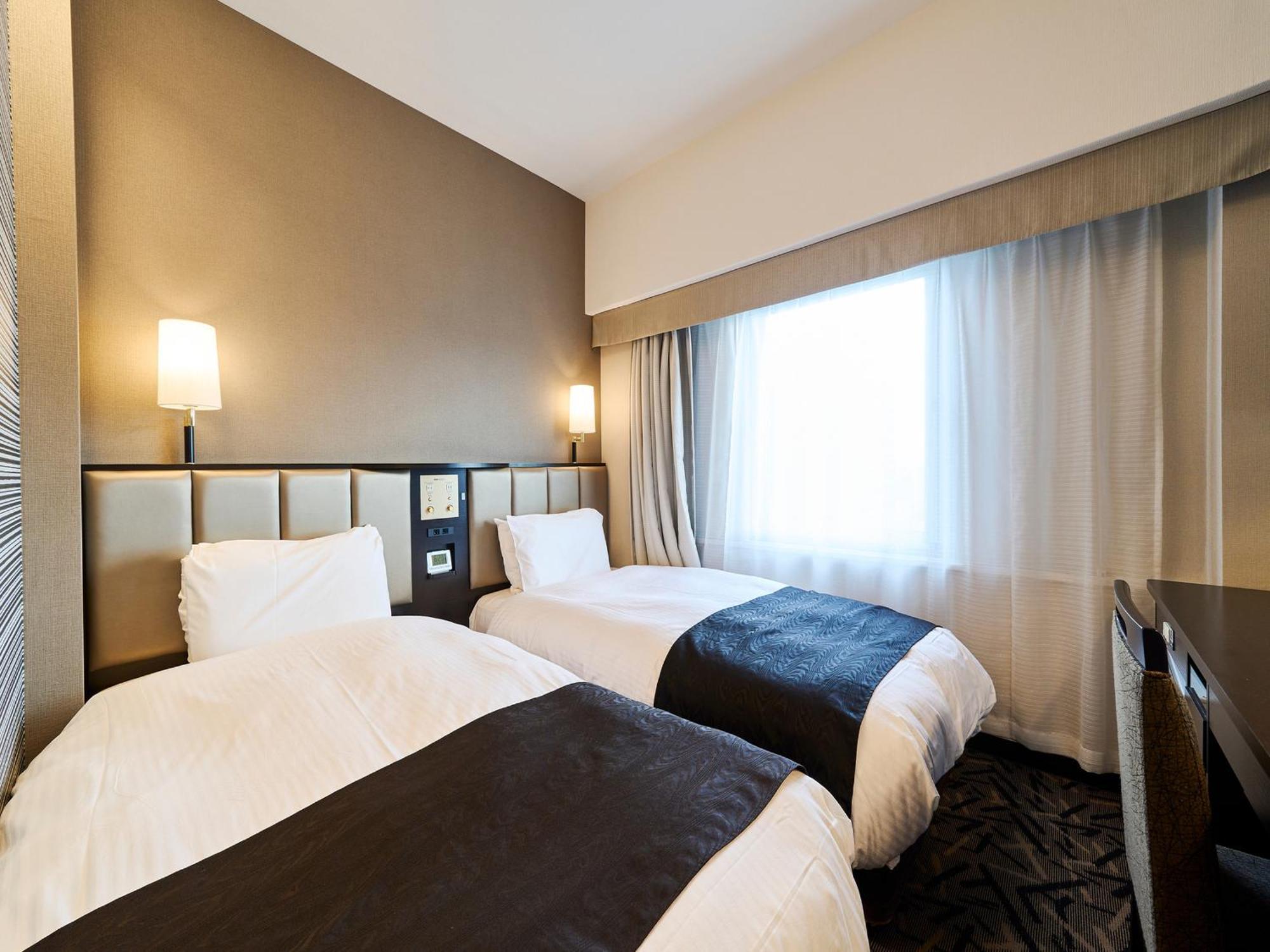 Apa Hotel Takaoka Marunouchi Esterno foto